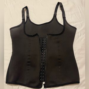 Waist trainer w/ zipper and hooks- black, size XL